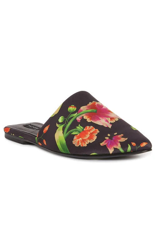 Women's Chunky Heeled Sandals with Studded Detail in Black for a Punk - Inspired and Edgy StyleAdore Chikayo Satin Slide Women's Chunky Heeled Sandals with Studded Detail in Black for a Punk - Inspired and Edgy StyleAdore Chikayo Satin Slide