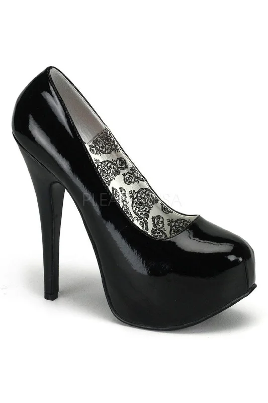 Women's metallic leather stiletto heel pumps with a reflective surfaceTEEZE-06 Pump | Black Patent Women's metallic leather stiletto heel pumps with a reflective surfaceTEEZE-06 Pump | Black Patent