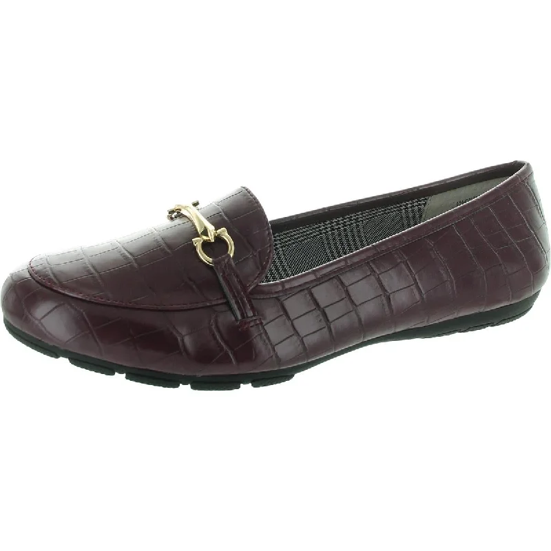 Burgundy/Croc Print