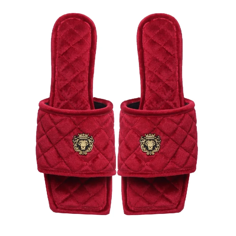 Women's Knitted Cable Pattern Slippers with a Non - Slip Sole in Cream for Indoor Comfort Women's Knitted Cable Pattern Slippers with a Non - Slip Sole in Cream for Indoor Comfort Women's Red Full Quilted Stitched Squared Toe Italian Velvet Slide-in Slippers By Brune & Bareskin