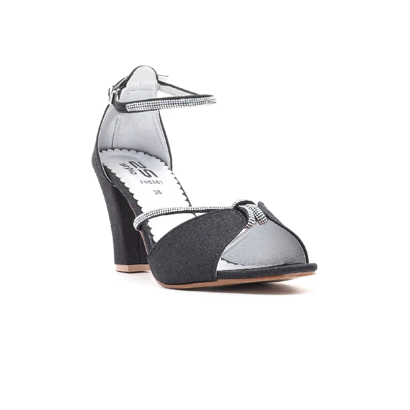 Men's sandals with a padded heelBlack Fancy Sandal FN5387