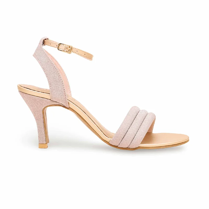 Men's sandals with a durable outer soleGolden Women Fancy Sandal FN5902
