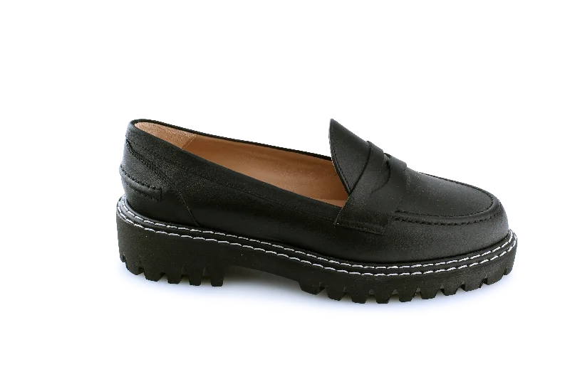 Men's loafers with a cushioned footbedJon Josef Penny