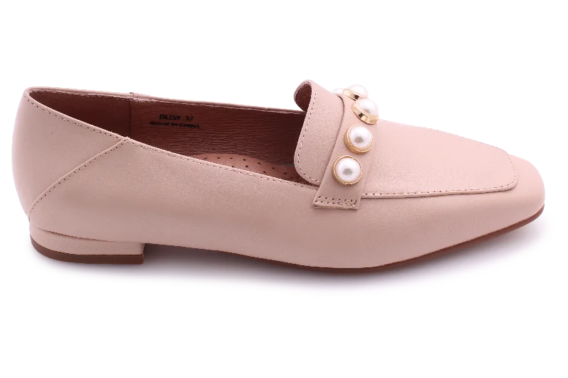 Suede men's loafers for a soft and luxurious feelLynette&Co Daisy