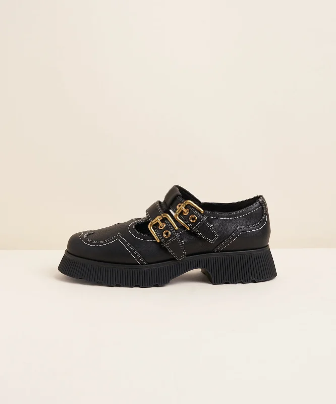 Men's loafers with a decorative buckleMarie