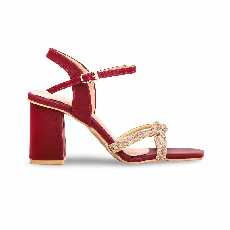 Men's sandals with a perforated leather upper for ventilationMaroon Fancy Sandal FN5309