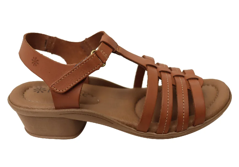 Men's sandals with a durable outer soleNew Face Jaslyn Womens Brazilian Comfortable Leather Low Heel Sandals