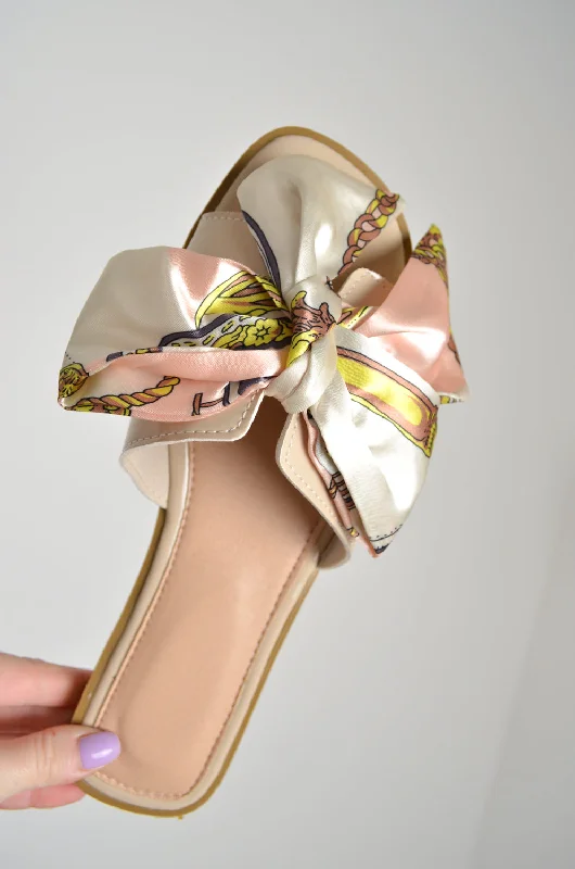 Men's sandals with a cushioned footbedNude Patent Scarf Print Bow Slider Sandals