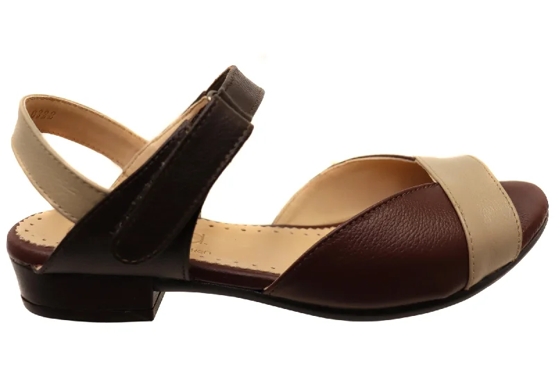 Men's sandals with a toe post designOpananken Jazebel Womens Comfortable Brazilian Leather Sandals
