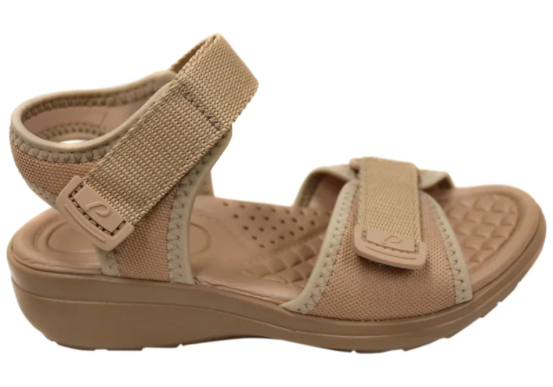 Men's sandals with a stretchy strap for a better fitPegada Nessie Womens Comfortable Adjustable Sandals Made In Brazil
