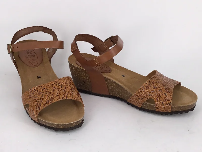 Tan
