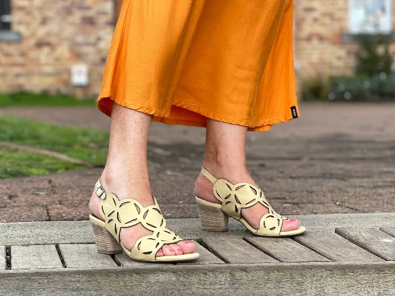 Men's sandals with a rubber sole for tractionTango's Lani