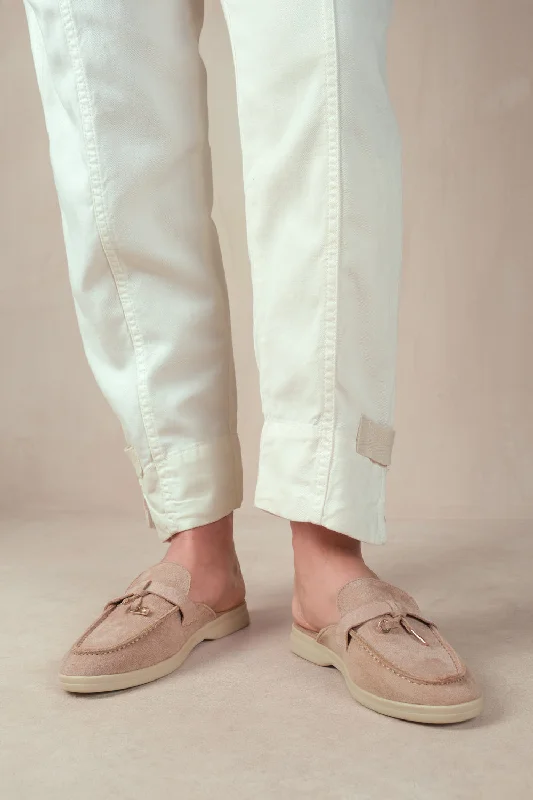 Men's loafers with a moc - toe designTWILIGHT WIDE FIT FLAT SLIP ON LOAFER WITH TASSEL DETAIL IN KHAKI SUEDE Men's loafers with a moc - toe designTWILIGHT WIDE FIT FLAT SLIP ON LOAFER WITH TASSEL DETAIL IN KHAKI SUEDE