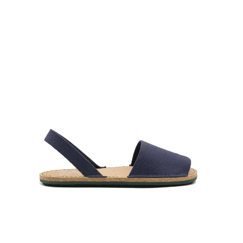 Men's sandals with a rubber sole for tractionVegan sandal marine MAY002