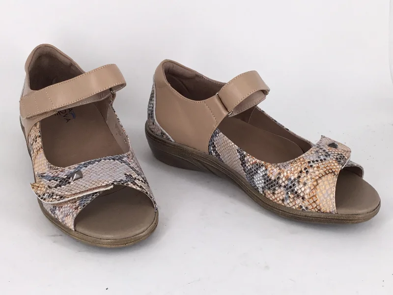 Taupe Snake/Taupe