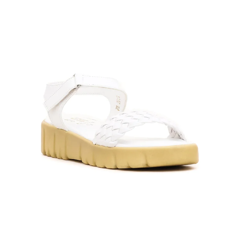 Men's sandals with a perforated leather upper for ventilationWhite Formal Sandal FR4914