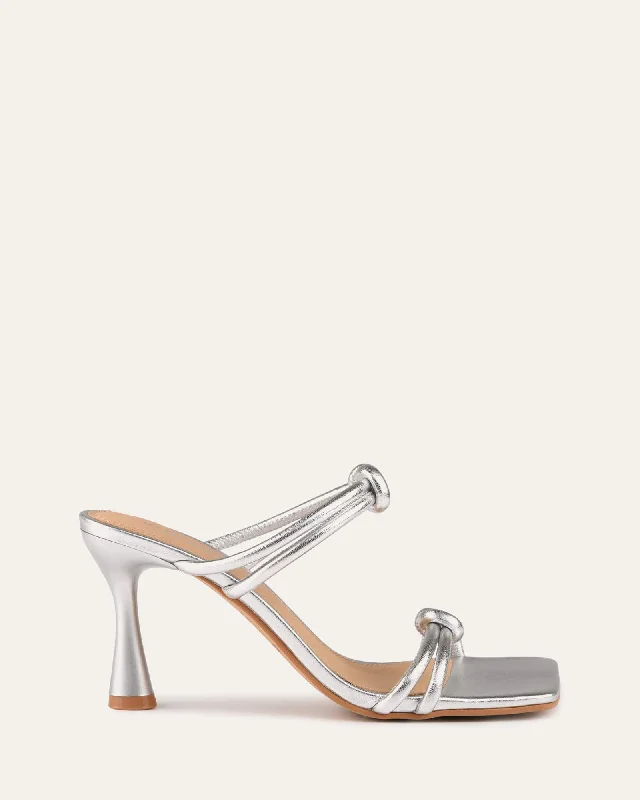 Women's Thong Sandals with a Beaded Design in Multicolor for a Beachy Aesthetic Women's Thong Sandals with a Beaded Design in Multicolor for a Beachy Aesthetic Women's Flat Slide Sandals with a Memory Foam Insole in White for All - Day ComfortHARLOW HIGH HEEL SANDALS SILVER LEATHER