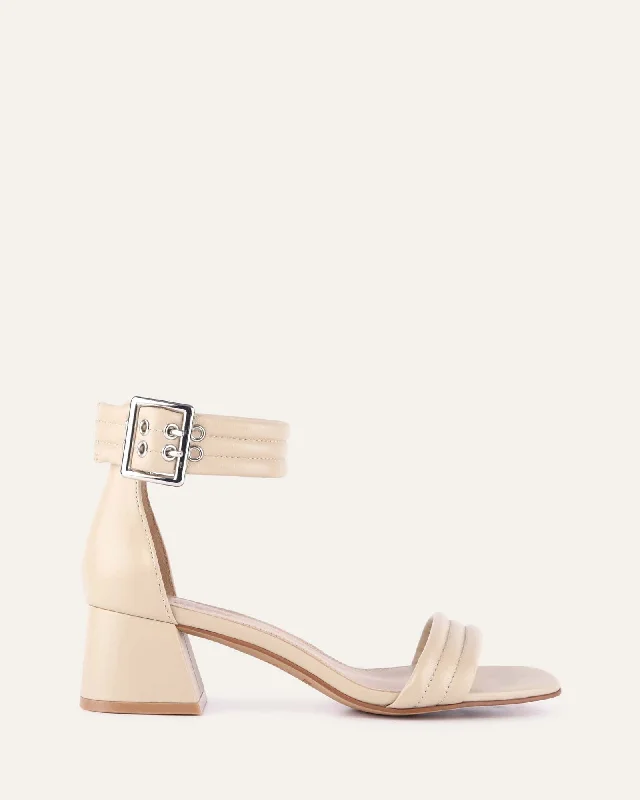 Women's Sandals with a Glitter - Coated Strap in Gold for a Sparkly Summer Outfit Women's Sandals with a Glitter - Coated Strap in Gold for a Sparkly Summer Outfit Anti - Slip Women's Sandals with a Grooved Sole in Green for Outdoor AdventuresLYRIC MID HEEL SANDALS SAND LEATHER