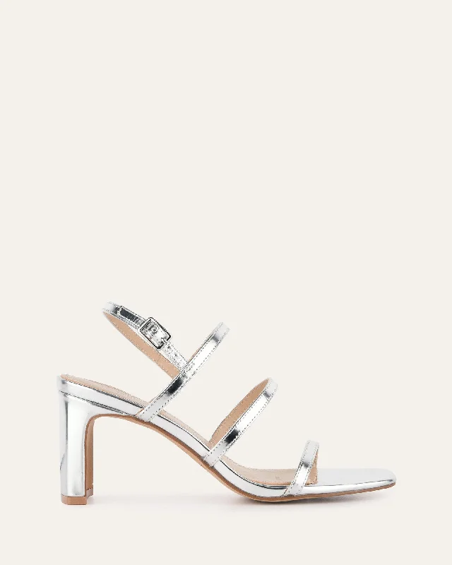 Women's Sandals with a Wedge Heel and a Tassel Detail in Orange for a Trendy Look Women's Sandals with a Wedge Heel and a Tassel Detail in Orange for a Trendy Look Adjustable Strap Women's Sandals with a Padded Heel in Pink for a Custom FitNIX MID HEEL SANDALS SILVER PATENT