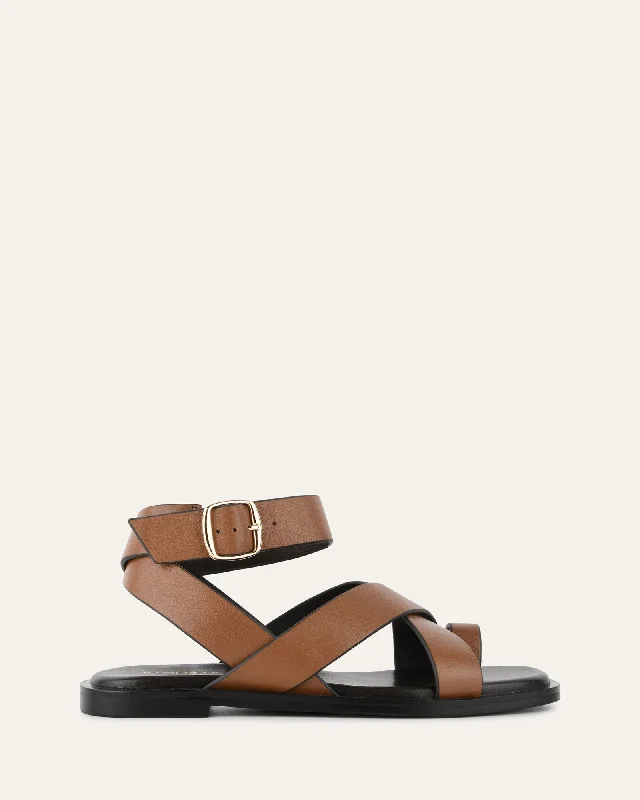 Women's Sandals with a Wedge Heel and a Tassel Detail in Orange for a Trendy Look Women's Sandals with a Wedge Heel and a Tassel Detail in Orange for a Trendy Look Shock - Absorbing Women's Sandals with a Soft Insole in Black for Active LifestylesSHONA FLAT SANDALS DARK TAN LEATHER