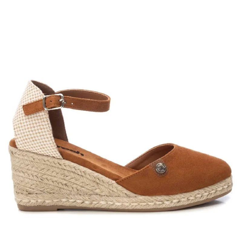Women's Thong Sandals with a Beaded Design in Multicolor for a Beachy Aesthetic Women's Thong Sandals with a Beaded Design in Multicolor for a Beachy Aesthetic Women's Flat Slide Sandals with a Memory Foam Insole in White for All - Day ComfortWomen's Wedge Sandals In Camel