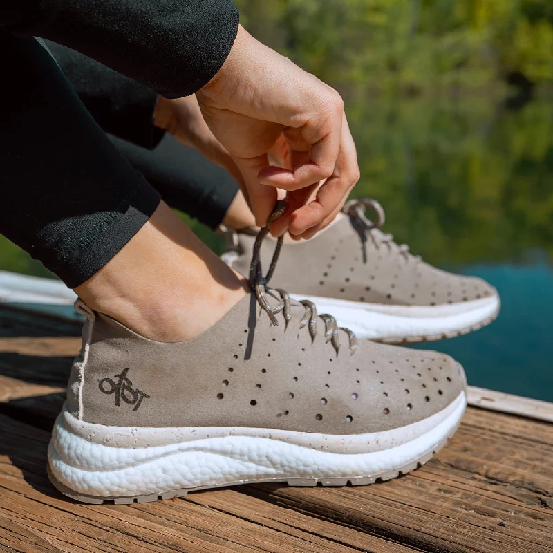 Women's Pilates athletic shoes for stability​ ALSTEAD in GREIGE Sneakers