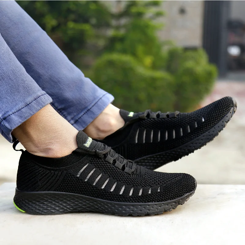 Women's athletic shoes with a perforated tongue for ventilation Bacca Bucci Fishjet Women's athletic shoes with a perforated tongue for ventilation Bacca Bucci Fishjet