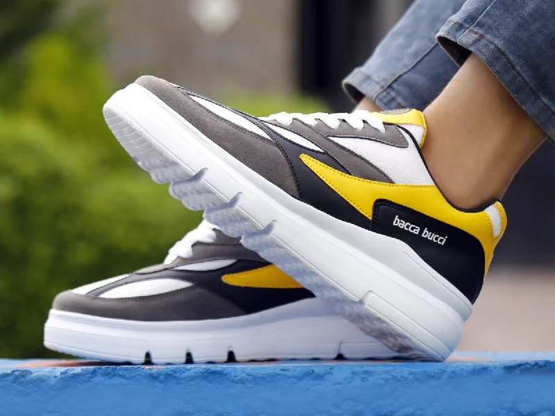 Women's rowing athletic shoes with a snug fit​ Bacca Bucci Urban Retro