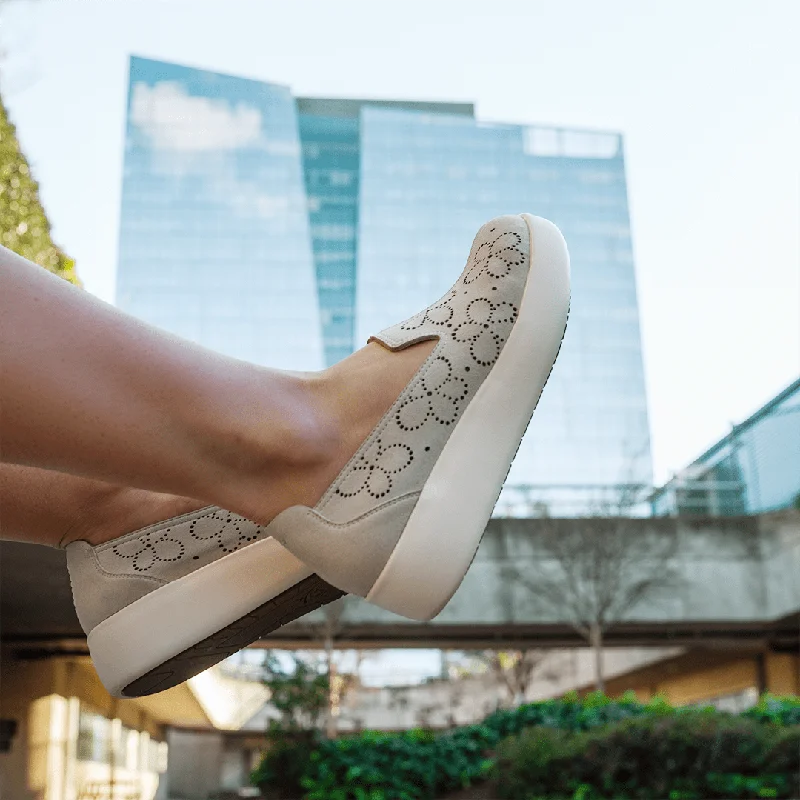 Women's bodybuilding athletic shoes with a supportive structure COEXIST in CHAMOIS Platform Sneakers Women's bodybuilding athletic shoes with a supportive structure COEXIST in CHAMOIS Platform Sneakers