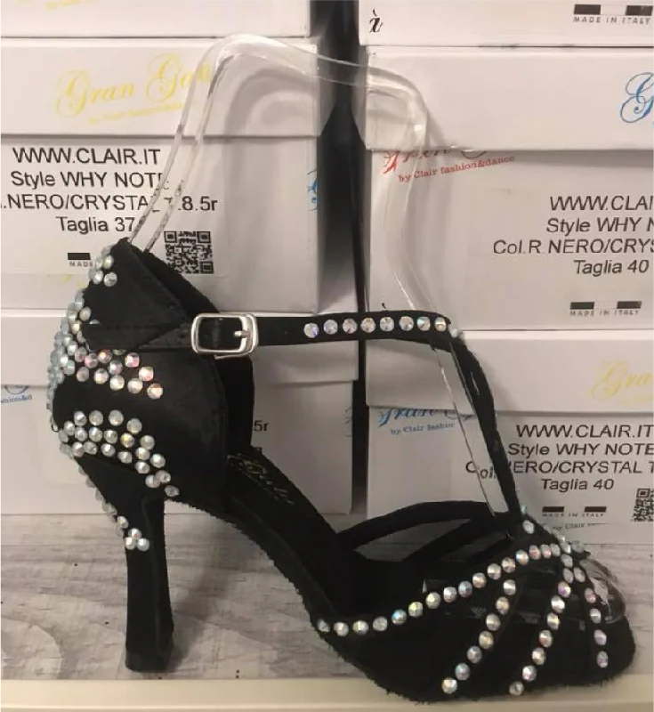 Women's athletic shoes with a lace - lock system for a secure fit Women's Ankle - Strap Tap Dance Shoes in Purple with Noise - Reducing FeaturesGran Gala WHY NOTE Black Women's athletic shoes with a lace - lock system for a secure fit Women's Ankle - Strap Tap Dance Shoes in Purple with Noise - Reducing FeaturesGran Gala WHY NOTE Black