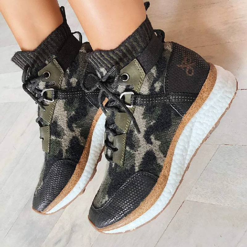 Women's eco - friendly athletic shoes with recycled materials HYBRID in PINE High Top Sneakers Women's eco - friendly athletic shoes with recycled materials HYBRID in PINE High Top Sneakers