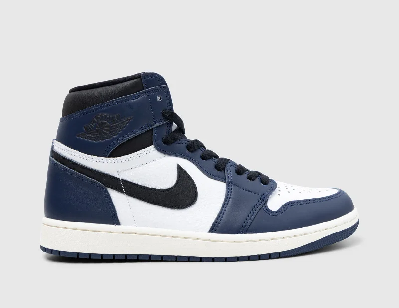 Jordan 1 Retro High OG Midnight Navy / Black - White