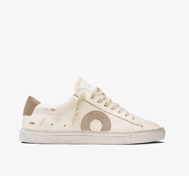 Women's athletic shoes with a metallic - colored upper for a trendy appearance Low 1 | Belmont Sand Women's athletic shoes with a metallic - colored upper for a trendy appearance Low 1 | Belmont Sand