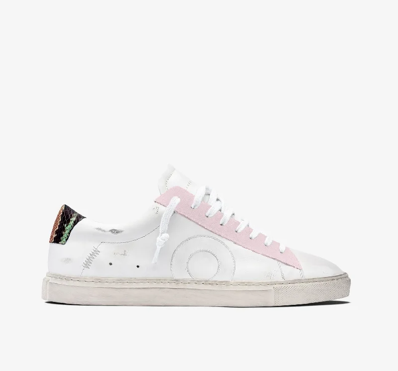 Women's minimalist athletic shoes with a low - profile design​ Low 1 | Snake