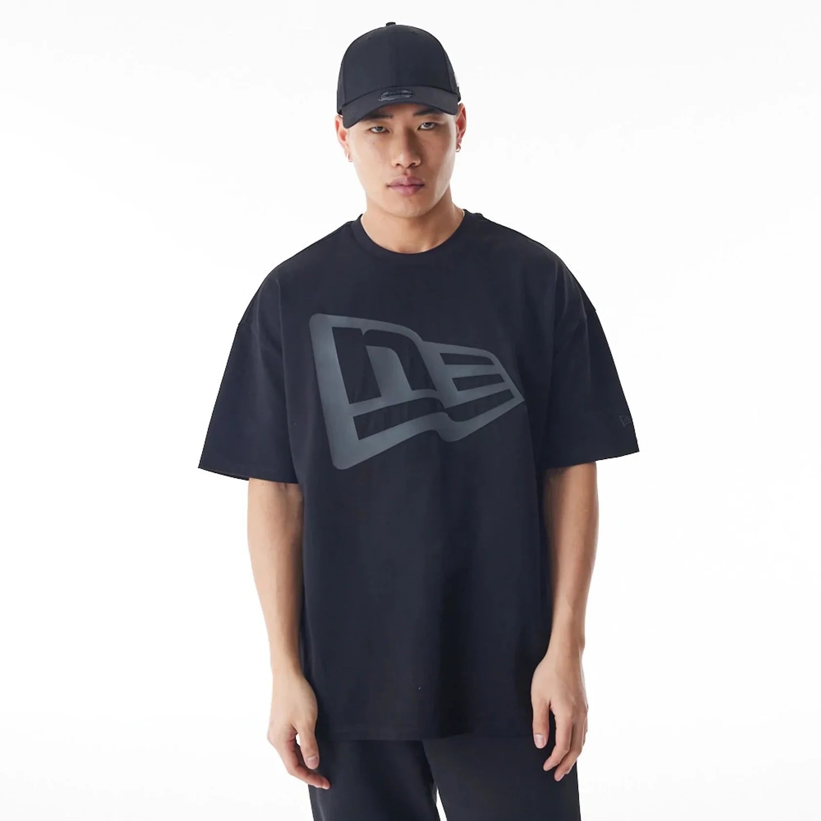 New Era Flag Black Oversized T-Shirt