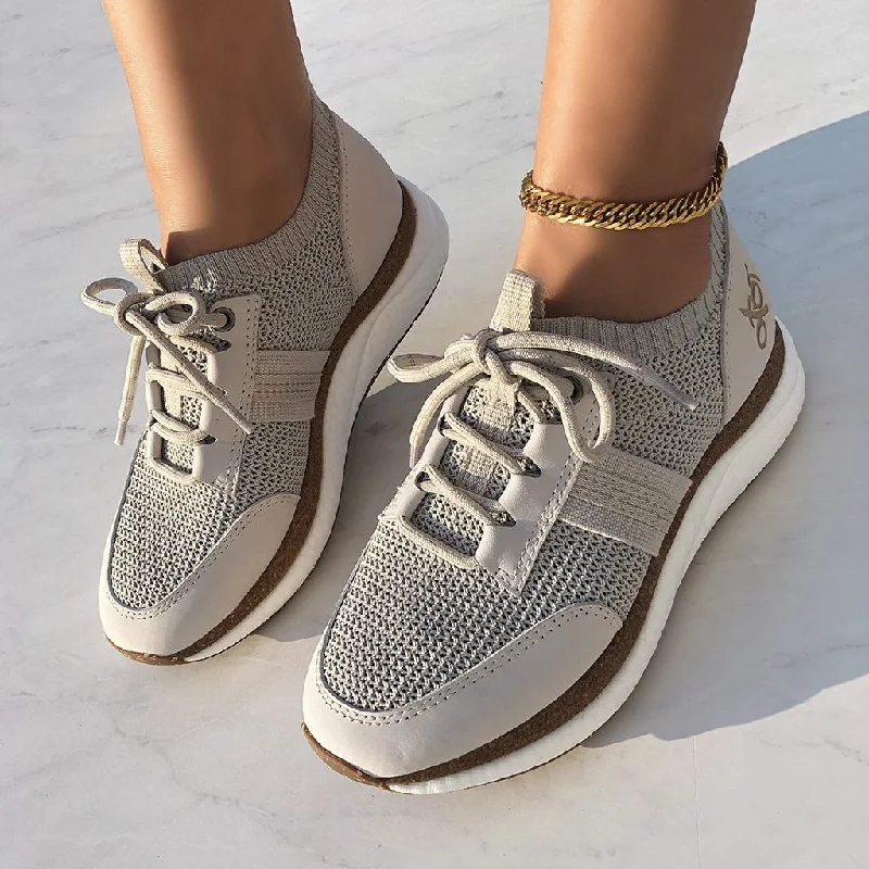 Women's athletic shoes with a molded insole for arch support SPEED in MIST Sneakers Women's athletic shoes with a molded insole for arch support SPEED in MIST Sneakers