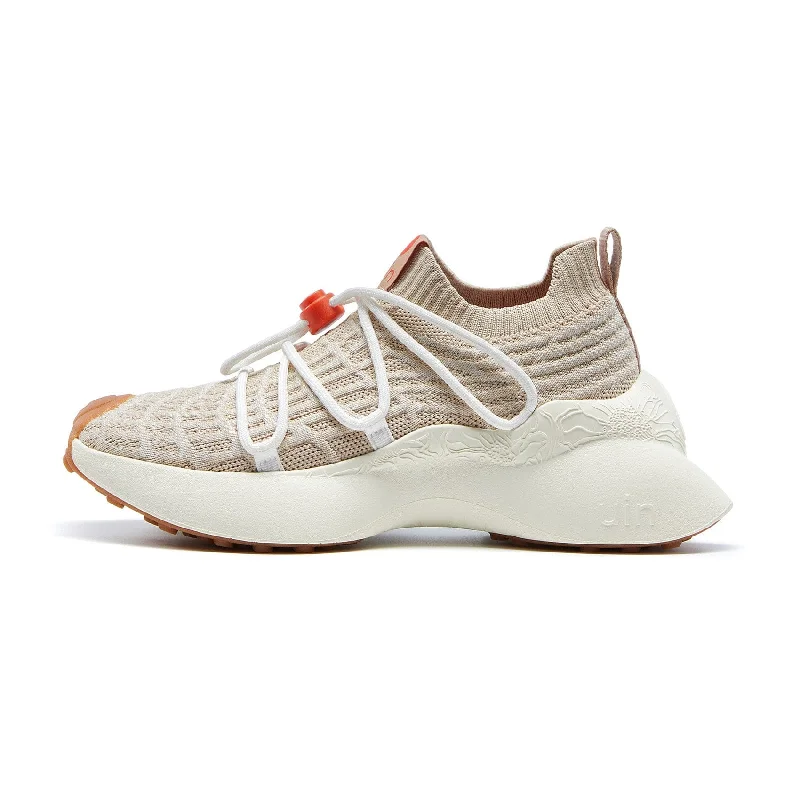 Women's athletic shoes with a reflective strip for safety in low - light Latte Lleida IV Women Women's athletic shoes with a reflective strip for safety in low - light Latte Lleida IV Women