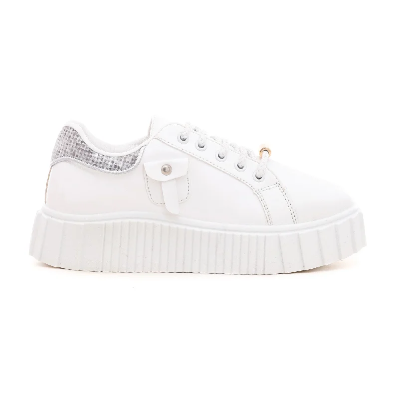 Women's athletic shoes with a narrow platform outsole for agility Women White Casual Sneaker AT7199 Women's athletic shoes with a narrow platform outsole for agility Women White Casual Sneaker AT7199