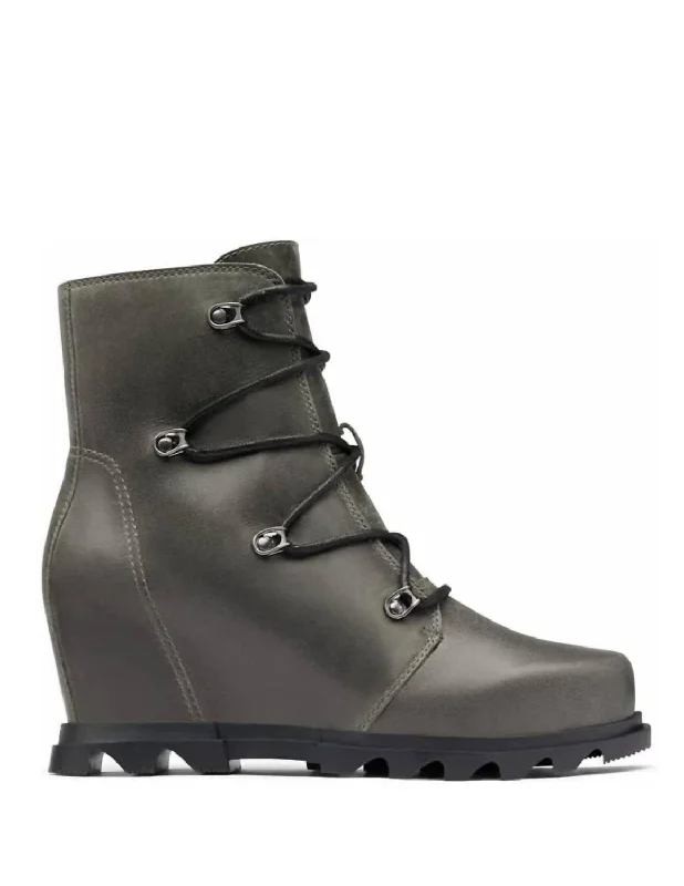 women's booties for urban styleJoan Of Artctic Wedge Iii Lace Boots In Quarry, Black